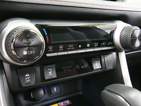 Used 2022 Toyota RAV4 XSE image 26