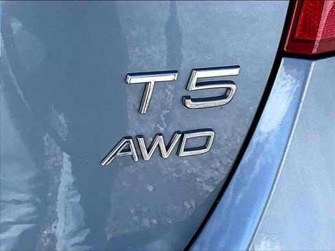 Used 2018 Volvo V60 T5 Cross Country w/ Convenience Package image 8