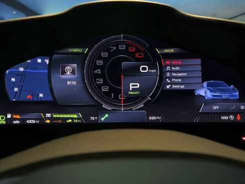 Used 2022 Ferrari SF90 Stradale image 20