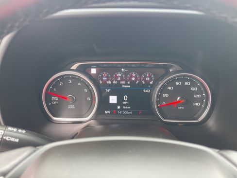 Used 2021 Chevrolet Tahoe Premier w/ Premium Package RWD image 4