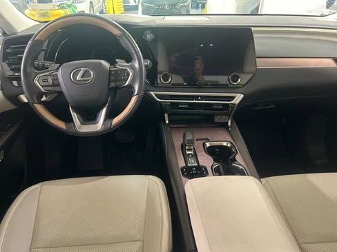 Used 2024 Lexus RX 350 Premium w/ Accessory Package (Z1) AWD/4WD image 17