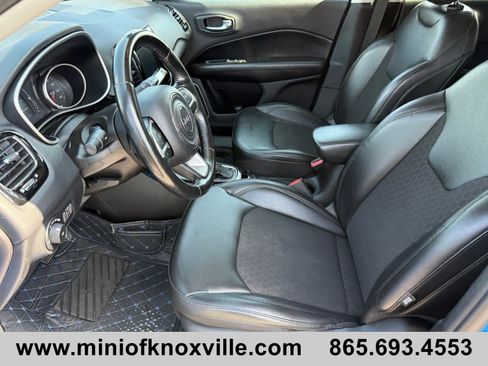 Used 2020 Jeep Compass Latitude AWD/4WD image 11