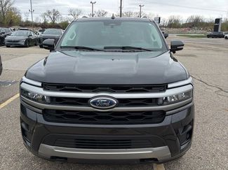 Used 2024 Ford Expedition XLT video 2