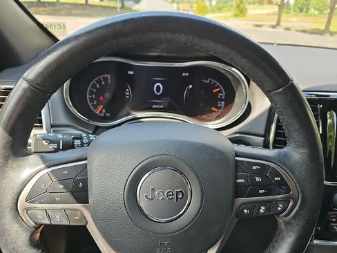 Used 2020 Jeep Grand Cherokee Limited AWD/4WD image 21
