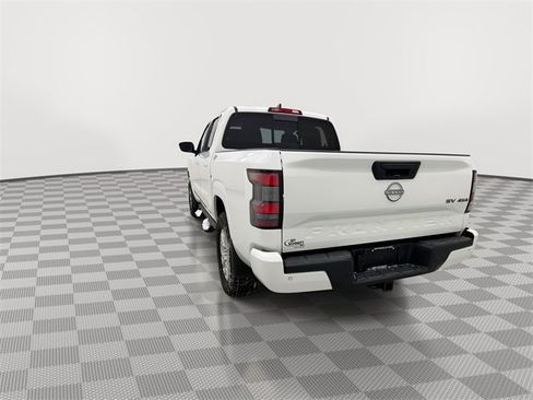 Certified 2023 Nissan Frontier SV w/ Technology Package image 9