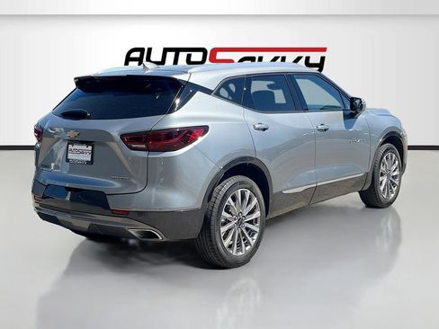 Used 2023 Chevrolet Blazer Premier w/ Driver Confidence II Package FWD image 7