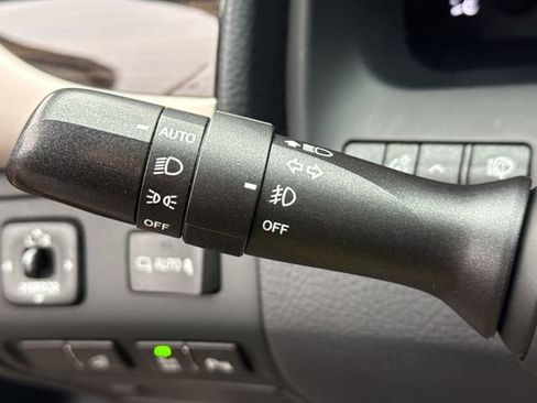 Used 2013 Lexus LS 460 AWD w/ Comfort Pkg image 19