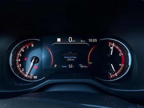 Used 2025 Toyota RAV4 XLE image 37