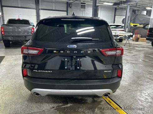 Used 2025 Ford Escape Platinum image 5