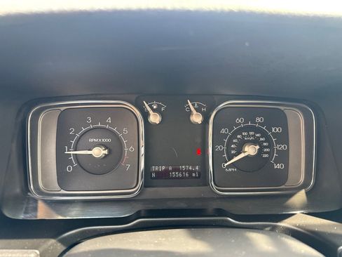 Used 2010 Lincoln MKX AWD image 15