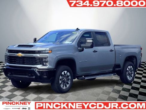 Used 2024 Chevrolet Silverado 2500 Custom w/ Snow Plow Prep/Camper Package AWD/4WD image 1
