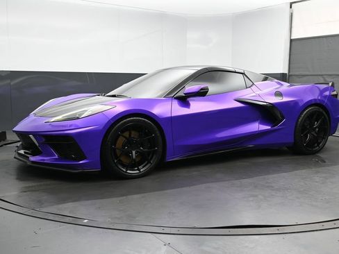 Used 2021 Chevrolet Corvette Stingray Preferred Conv w/ Z51 Performance Package RWD image 9