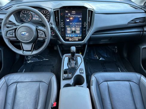 Used 2024 Subaru Crosstrek 2.5i Limited w/ Crosstrek Mirror Package image 3