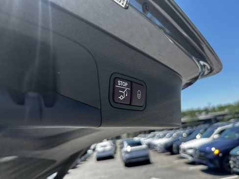 Certified 2024 Mercedes-Benz GLS 450 4MATIC image 23