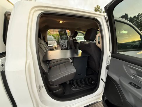 Used 2019 RAM 1500 Big Horn AWD/4WD image 20