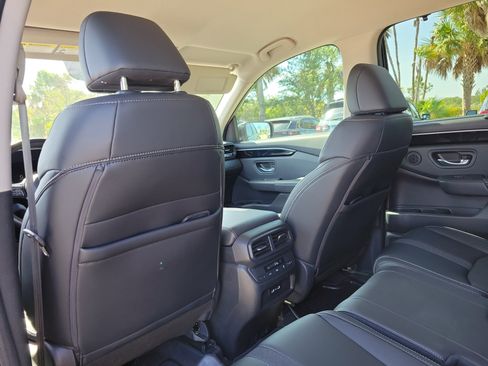 Used 2023 Honda Pilot EX-L image 14