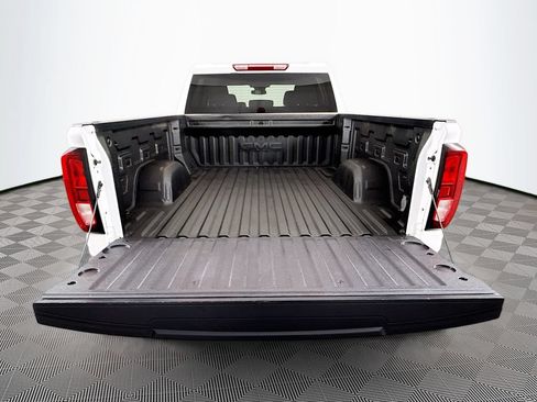Used 2023 GMC Sierra 1500 SLE w/ X31 Off-Road Package AWD/4WD image 24