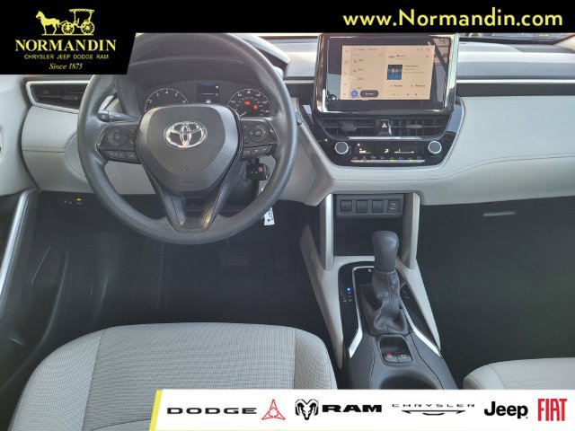 Used 2024 Toyota Corolla Cross L FWD image 7