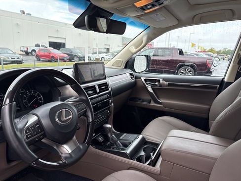 Used 2022 Lexus GX 460 Premium w/ Premium Package AWD/4WD image 14