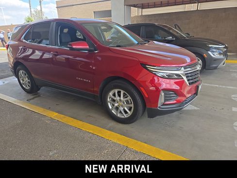 Used 2022 Chevrolet Equinox LT FWD image 3