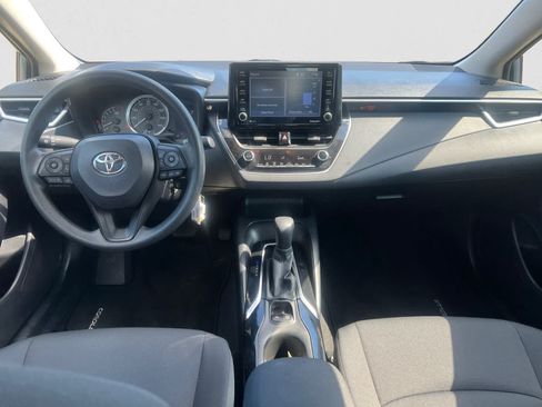 Used 2022 Toyota Corolla LE w/ Carpet Mat Package (TMS) FWD image 12