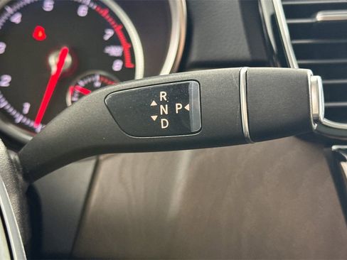 Used 2018 Mercedes-Benz GLS 550 4MATIC image 25