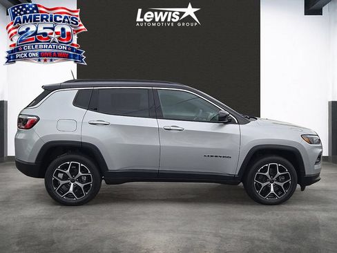 Used 2026 Jeep Compass Limited AWD/4WD image 5
