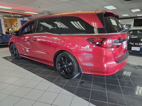 Used 2023 Honda Odyssey Sport image 6