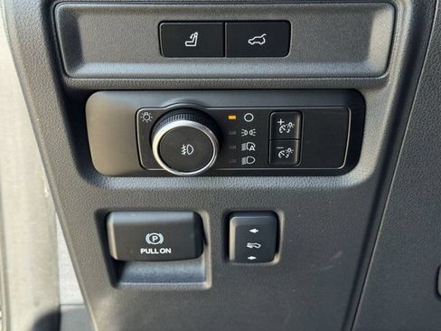 Used 2024 Ford Expedition Max Limited AWD/4WD image 25