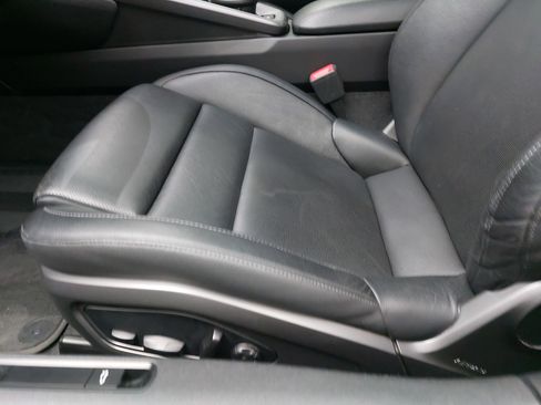 Certified 2021 Porsche 911 Carrera image 27