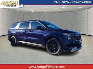 Used 2025 Kia Carnival video 1