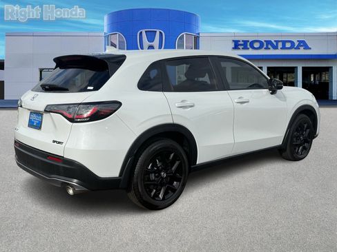 Used 2024 Honda HR-V Sport image 7