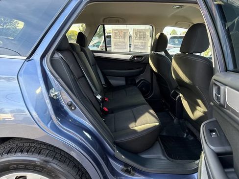 Used 2015 Subaru Outback 2.5i Premium AWD/4WD image 10