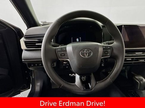 Certified 2025 Toyota Camry SE image 11