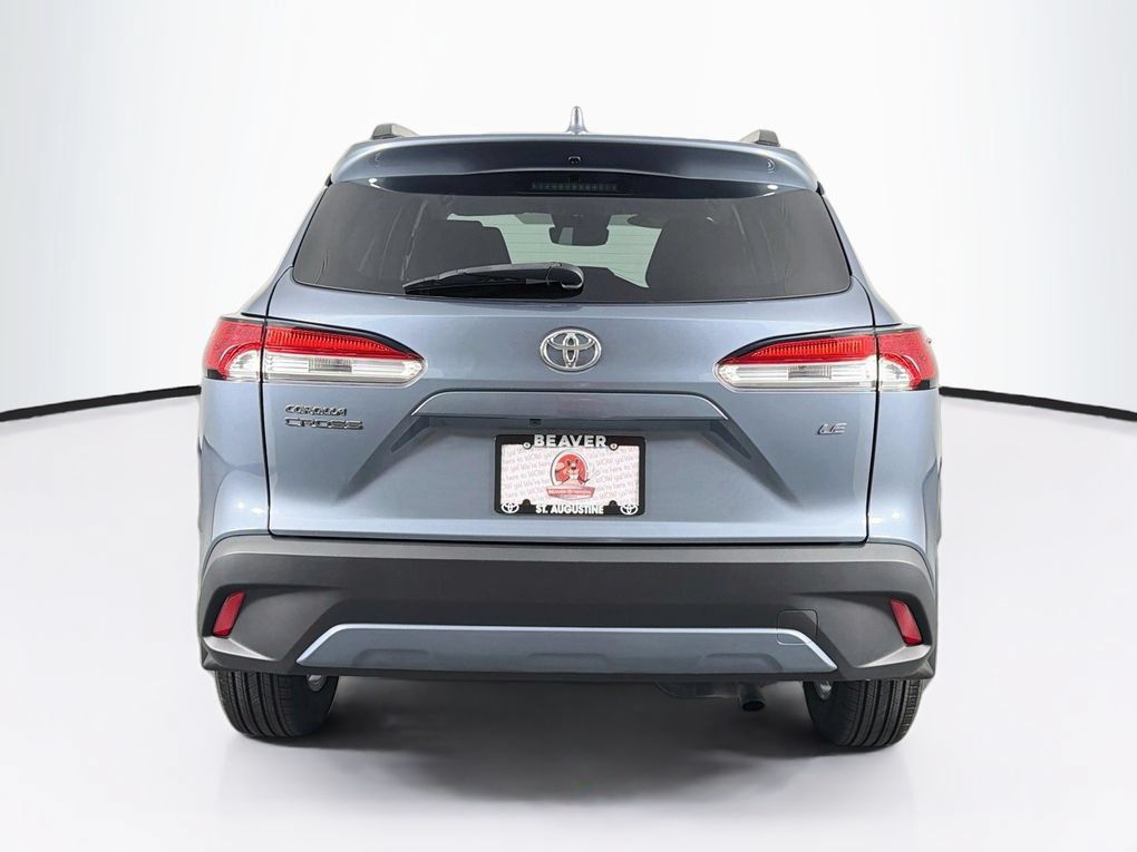 Used 2024 Toyota Corolla Cross LE FWD image 8