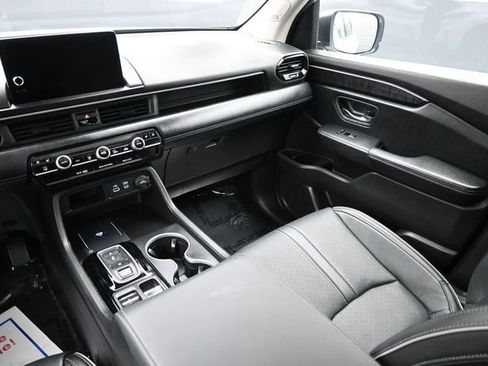 Certified 2023 Honda Pilot Elite image 11