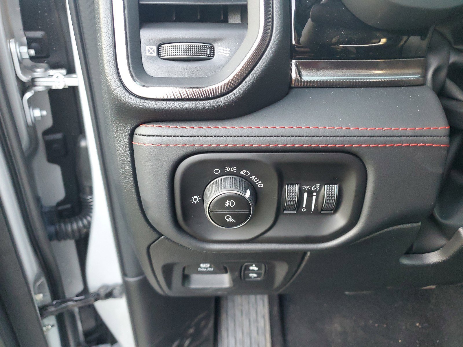 New 2026 RAM 1500 RHO w/ RHO Level 1 Equipment Group AWD/4WD image 26