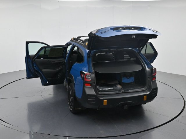 Used 2025 Subaru Outback Wilderness AWD/4WD image 46
