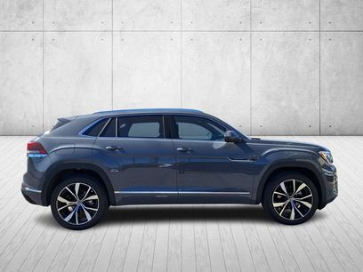 New 2026 Volkswagen Atlas Cross Sport SEL Premium R-Line