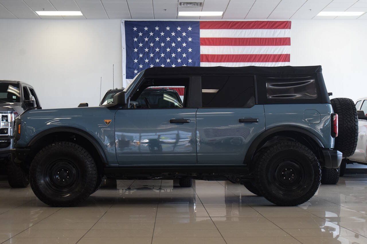 Used 2022 Ford Bronco Badlands AWD/4WD image 4