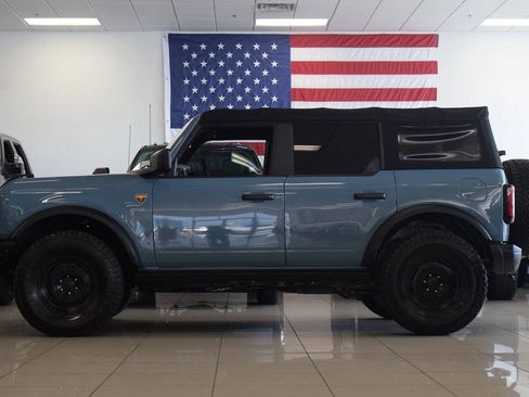 Used 2022 Ford Bronco Badlands AWD/4WD image 4