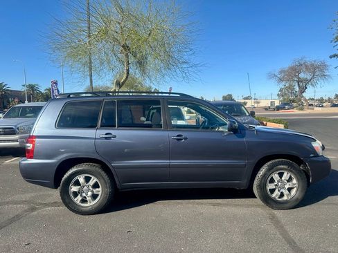 Used 2004 Toyota Highlander 2WD image 5