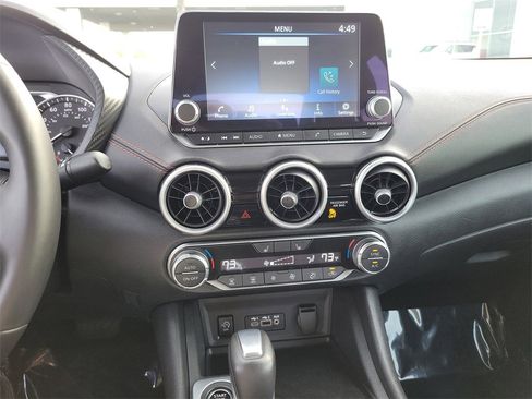 Used 2025 Nissan Sentra SR image 13