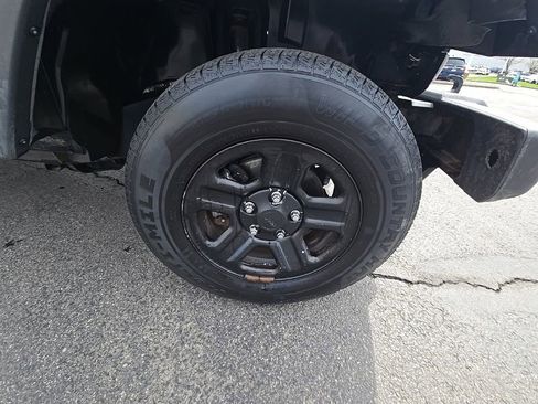 Used 2012 Jeep Wrangler Sport AWD/4WD image 9