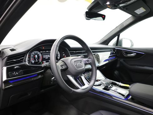 Used 2024 Audi Q7 3.0T Prestige AWD/4WD image 15