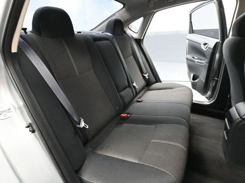 Used 2014 Nissan Sentra S image 33