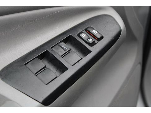 Used 2014 Toyota Tacoma 4x4 Double Cab image 13