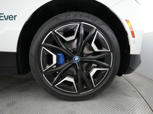 Used 2023 BMW iX xDrive50 w/ Sport Package image 20