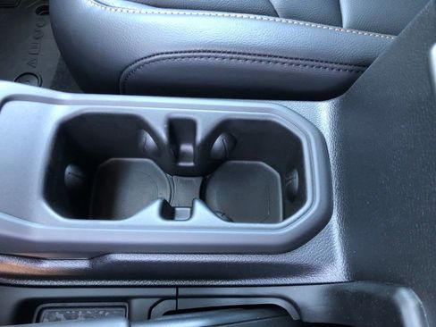 New 2025 Jeep Wrangler Sahara w/ Safety Group image 29