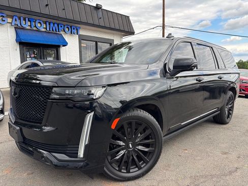 Used 2021 Cadillac Escalade ESV Sport Platinum AWD/4WD image 2